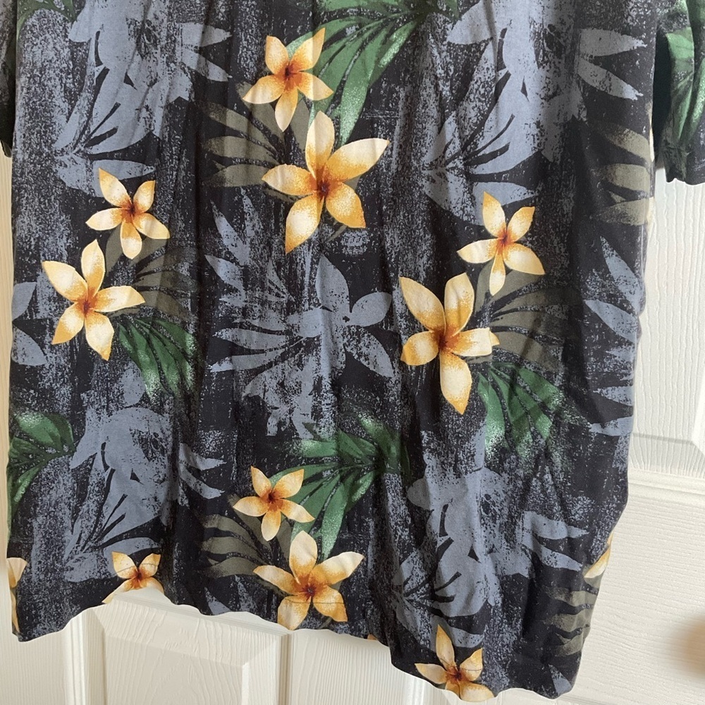 Vintage 90s Island Shores Floral Hawaiian Shirt XL Rayon Tropical Plumeria - Picture 6 of 9